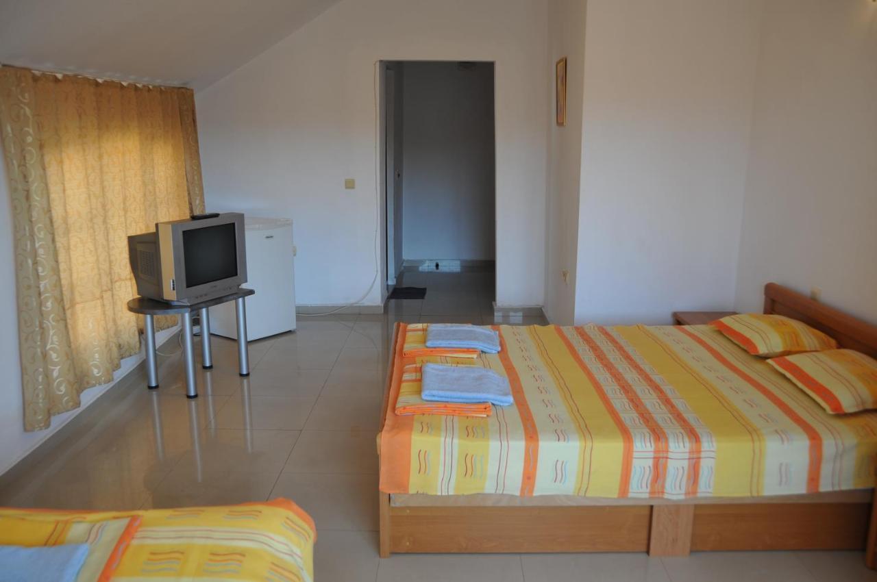 Villa Viktoria Studios Tsarevo Bagian luar foto